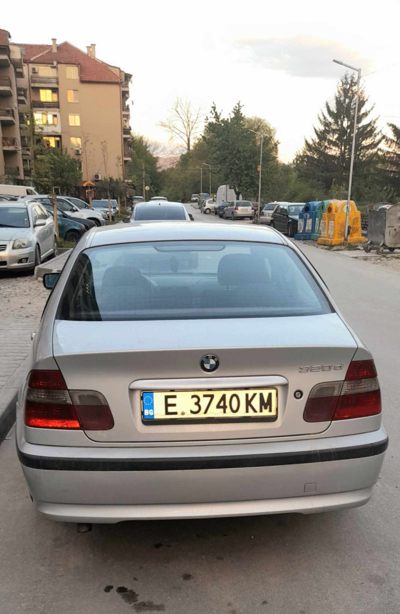 BMW 320, снимка 2 - Автомобили и джипове - 45513248