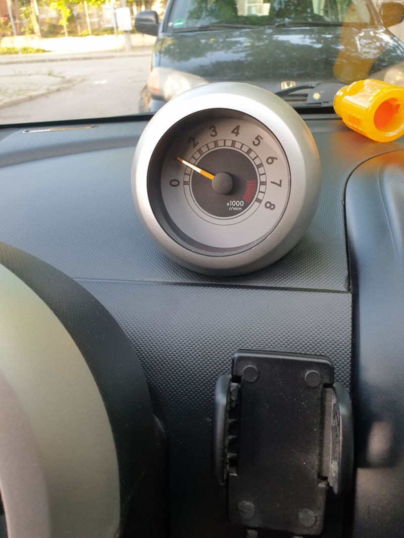 Daihatsu Sirion 1.3 Газов инжекцион, снимка 5 - Автомобили и джипове - 46096441