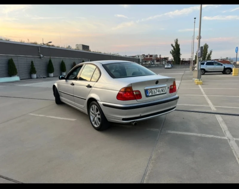 BMW 318, снимка 3 - Автомобили и джипове - 47633410