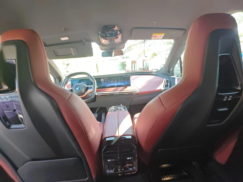 BMW iX xDrive40 , снимка 7 - Автомобили и джипове - 51401860