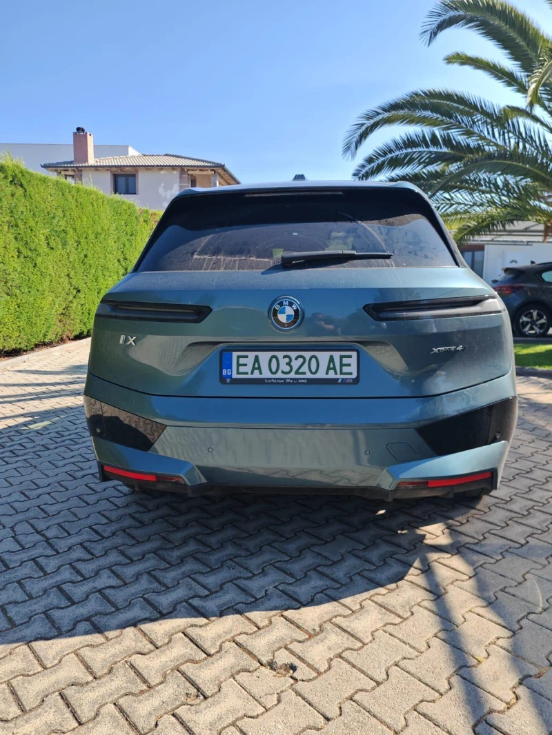 BMW iX xDrive40 , снимка 10 - Автомобили и джипове - 51401860