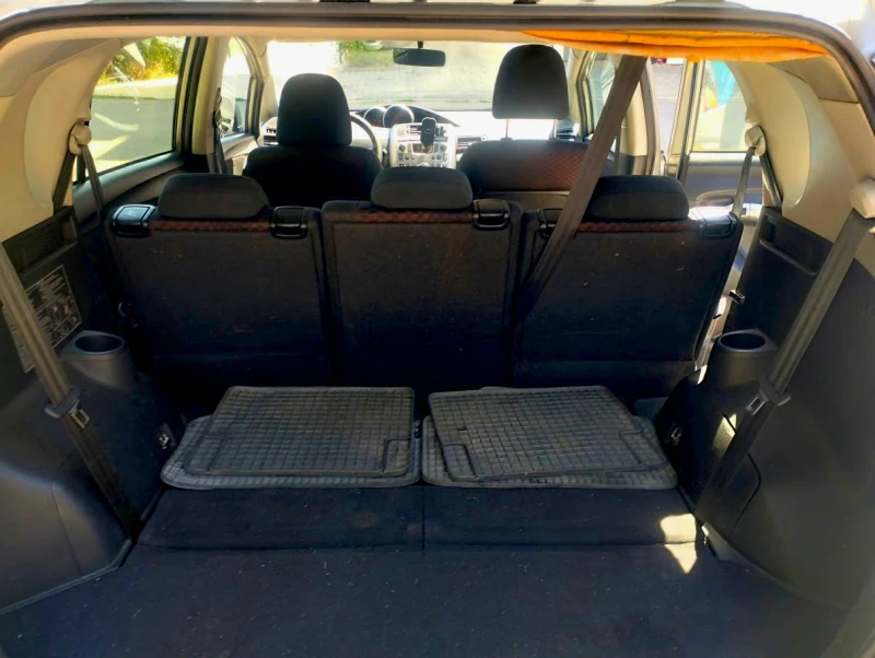 Toyota Verso D4D, снимка 5 - Автомобили и джипове - 52878832