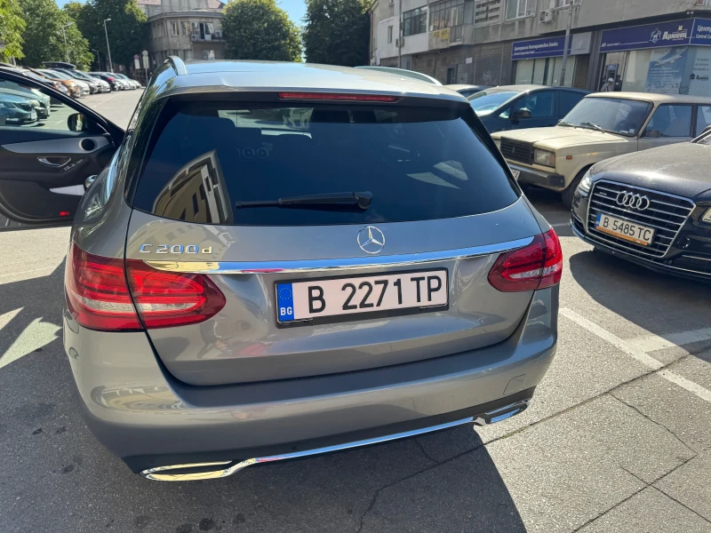 Mercedes-Benz C 200, снимка 3 - Автомобили и джипове - 52540959