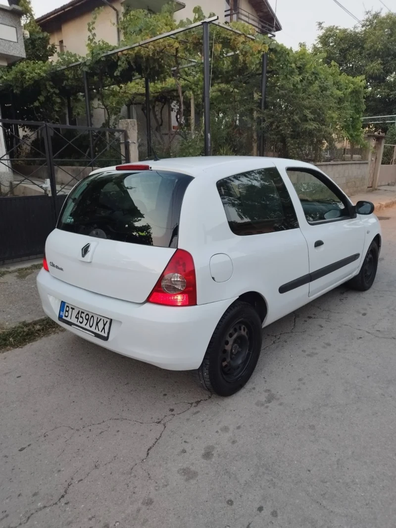 Renault Clio, снимка 5 - Автомобили и джипове - 52702333
