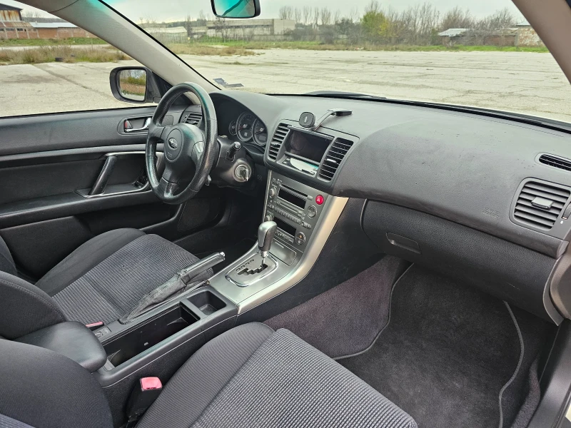 Subaru Outback, снимка 13 - Автомобили и джипове - 52705115