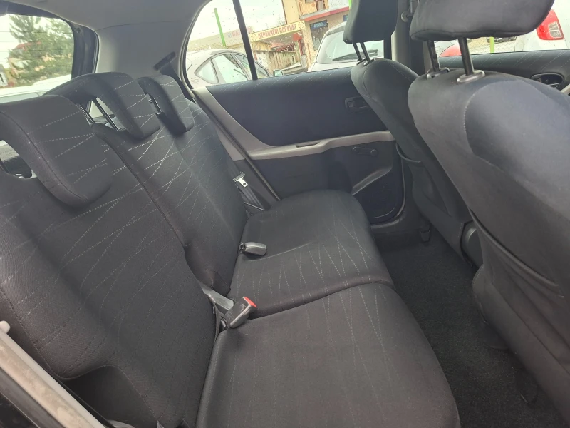 Toyota Yaris 1.4D4D* AUTOMATIC* , снимка 11 - Автомобили и джипове - 53054547