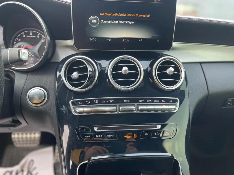 Mercedes-Benz C 43 AMG 4MATIC* CARFAX* Кожа* Камера* Подгрев* , снимка 12 - Автомобили и джипове - 53144787