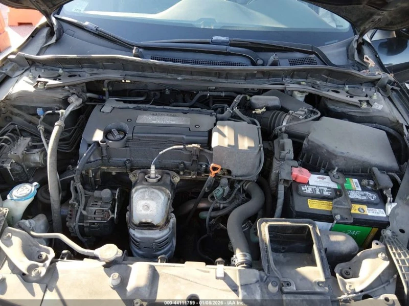 Honda Accord 2.4L I-4 DI, DOHC, VVT, 189HP Front Wheel Drive, снимка 16 - Автомобили и джипове - 53284858