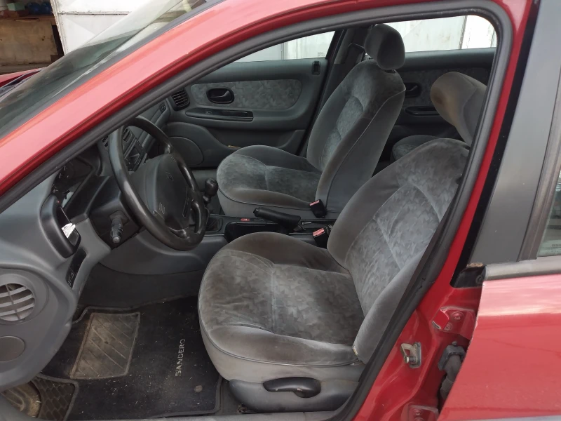 Renault Laguna, снимка 3 - Автомобили и джипове - 53422549