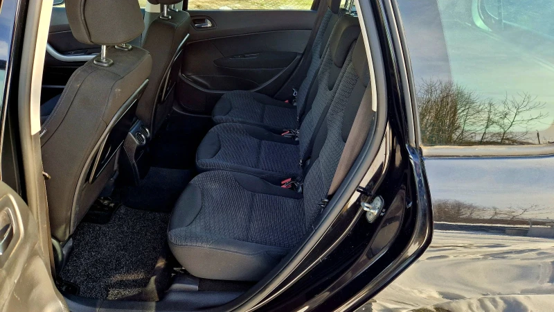 Peugeot 308 1.6 HDI , снимка 7 - Автомобили и джипове - 53562894