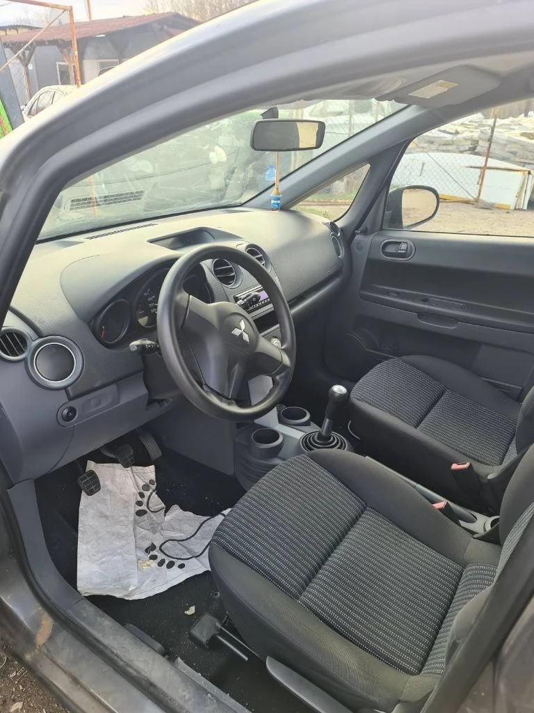 Mitsubishi Colt 1.0 i, снимка 5 - Автомобили и джипове - 39913724