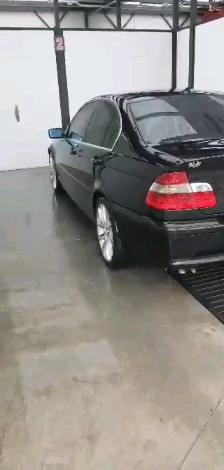 BMW 330, снимка 4 - Автомобили и джипове - 55739758