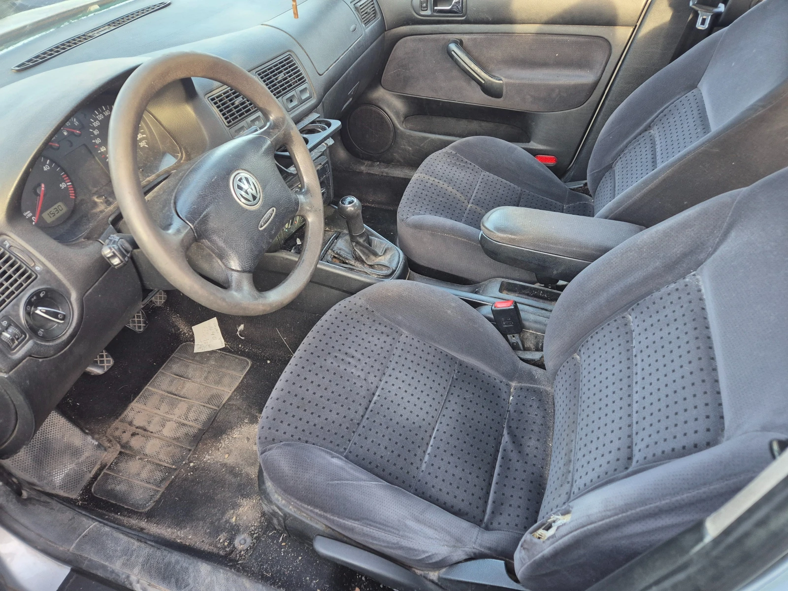 VW Golf 1.9TDI/6 скорости - изображение 7