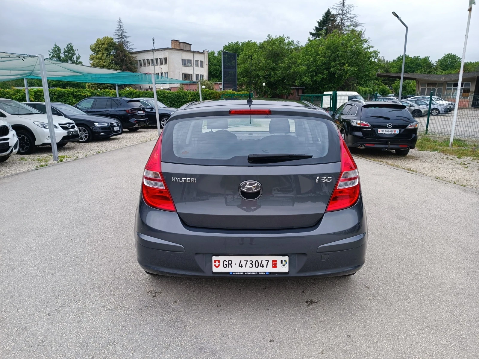 Hyundai I30 1.6i-122кс-ШВЕЙЦАРИЯ-РЪЧКА - изображение 4