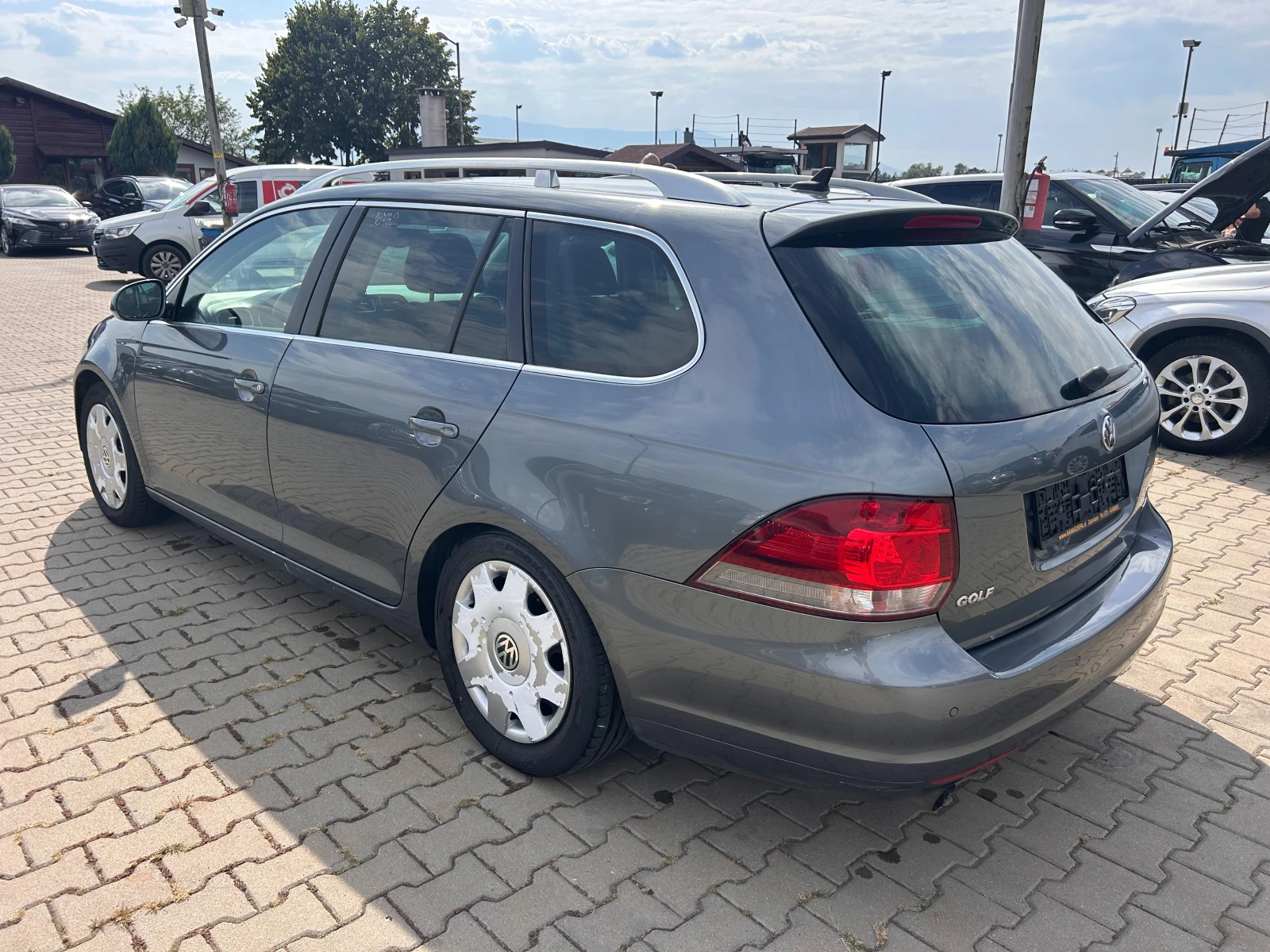 VW Golf 1.6TDI AVTOMAT/NAVI EURO 5 - изображение 8