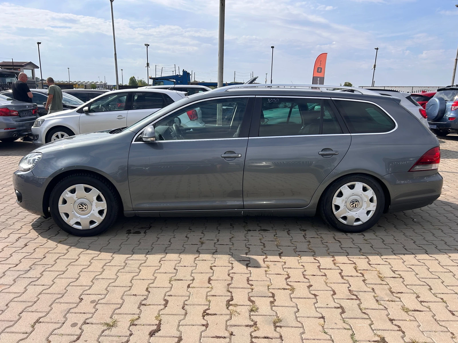 VW Golf 1.6TDI AVTOMAT/NAVI EURO 5 - изображение 9