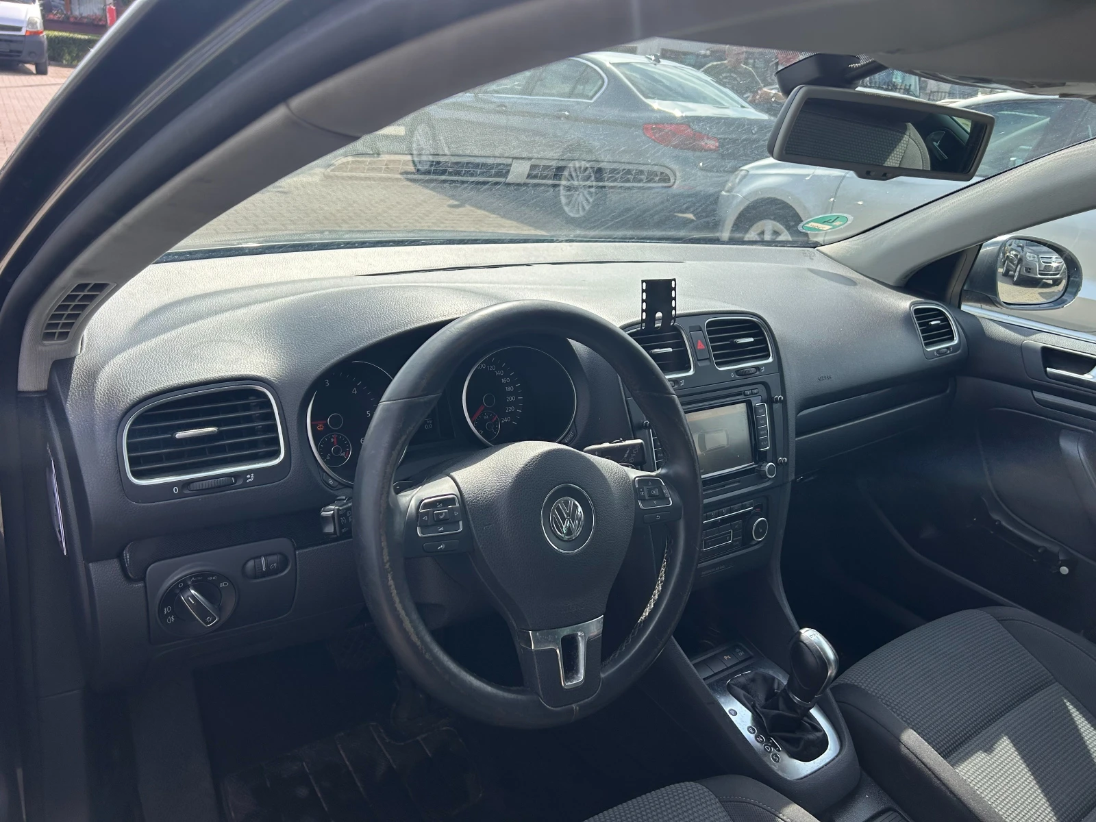VW Golf 1.6TDI AVTOMAT/NAVI EURO 5 | Mobile.bg   11