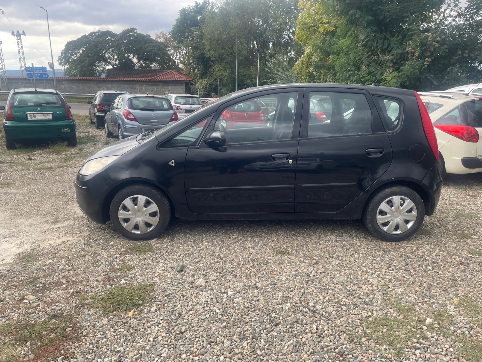 Mitsubishi Colt 1.1i  - изображение 2
