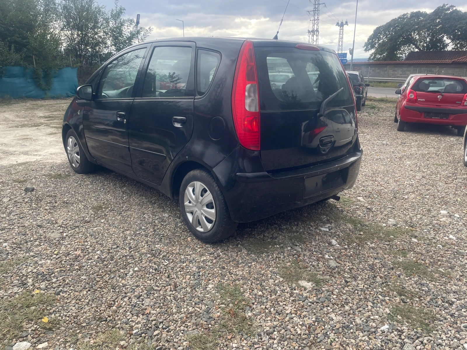 Mitsubishi Colt 1.1i  - изображение 3