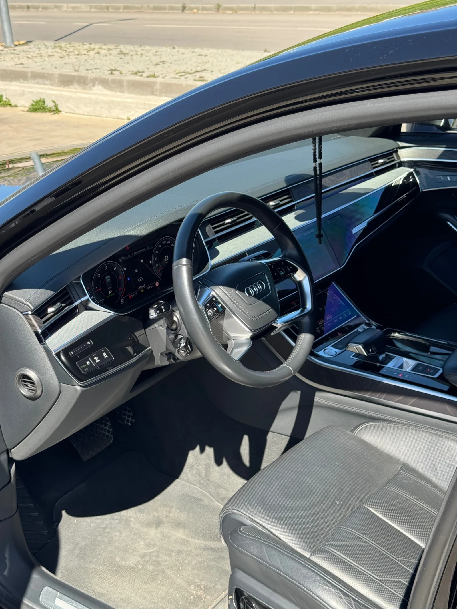 Audi A8 Lang. Всички екстри, обдухване, подгрев - изображение 7