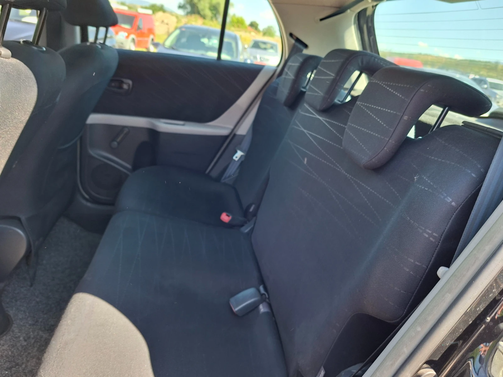 Toyota Yaris 1.4D4D* AUTOMATIC* 36м. х 134EUR. * , снимка 10 - Автомобили и джипове - 53054547