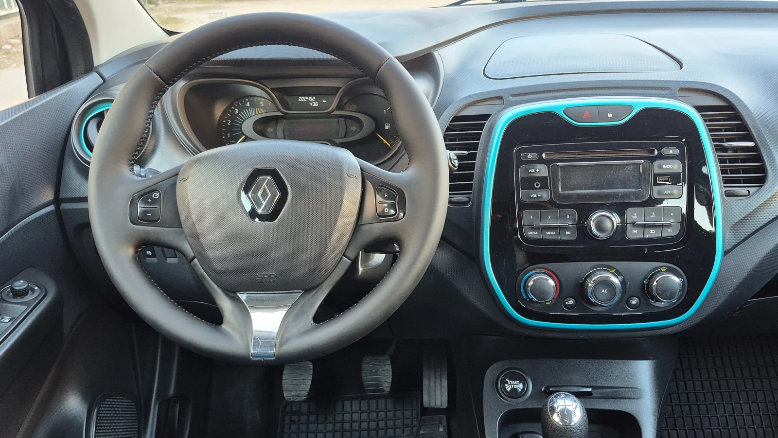 Renault Captur 1, 5dci Германия, снимка 13 - Автомобили и джипове - 53802035
