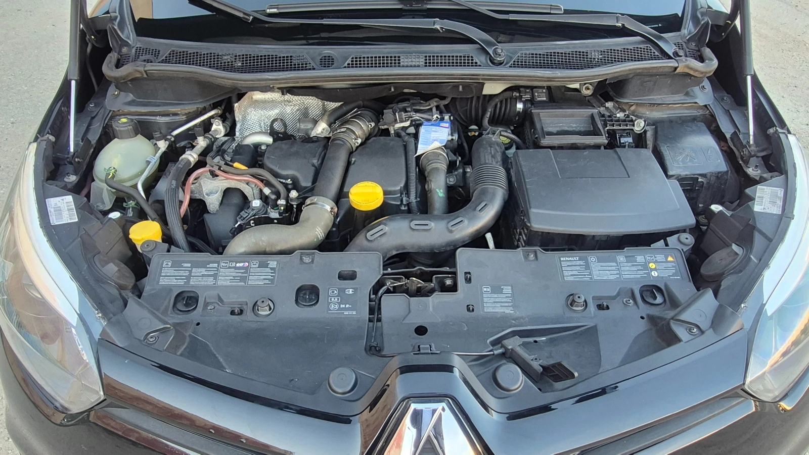 Renault Captur 1, 5dci Германия, снимка 17 - Автомобили и джипове - 53802035