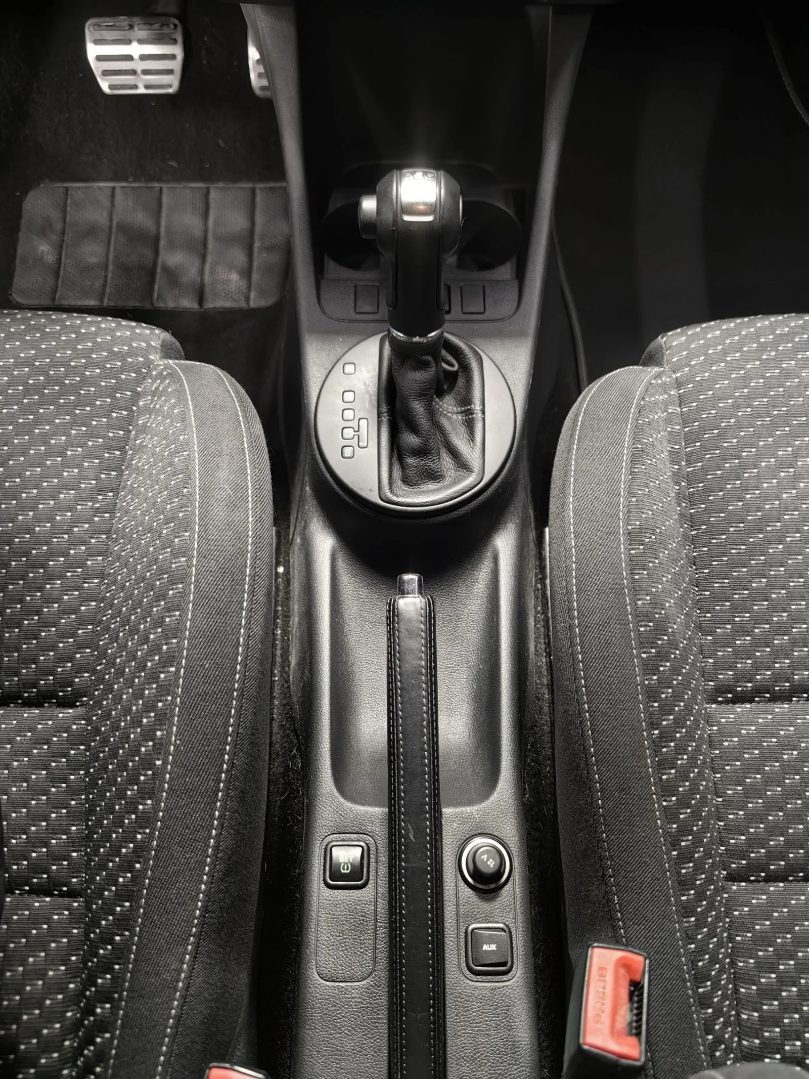 Skoda Fabia 1.4* VRS* DSG* 250hp* TUNING OVERDRIVE= 12000 , снимка 17 - Автомобили и джипове - 53828208