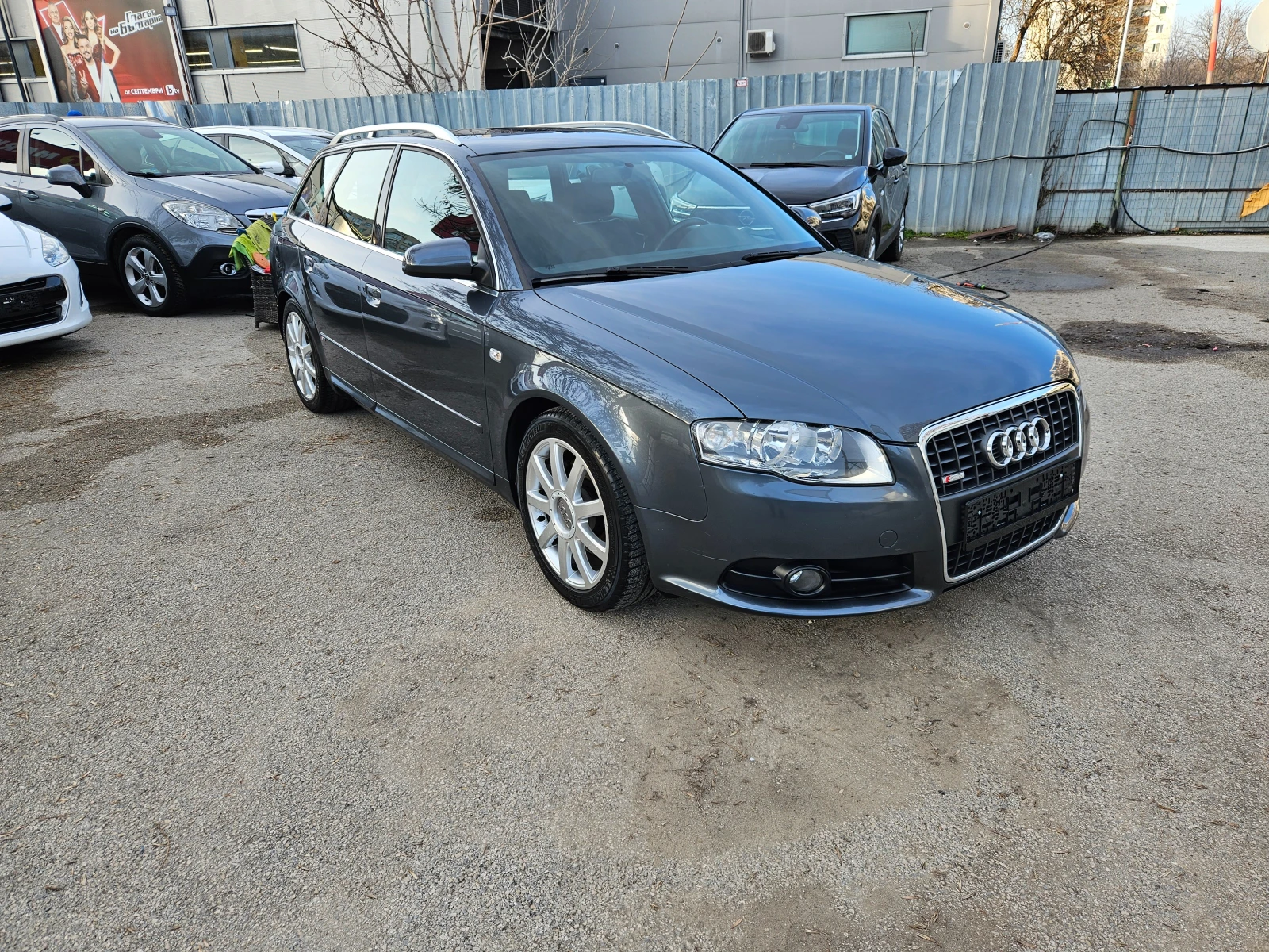 Audi A4 2.0 170kc S line+ , снимка 3 - Автомобили и джипове - 53883420