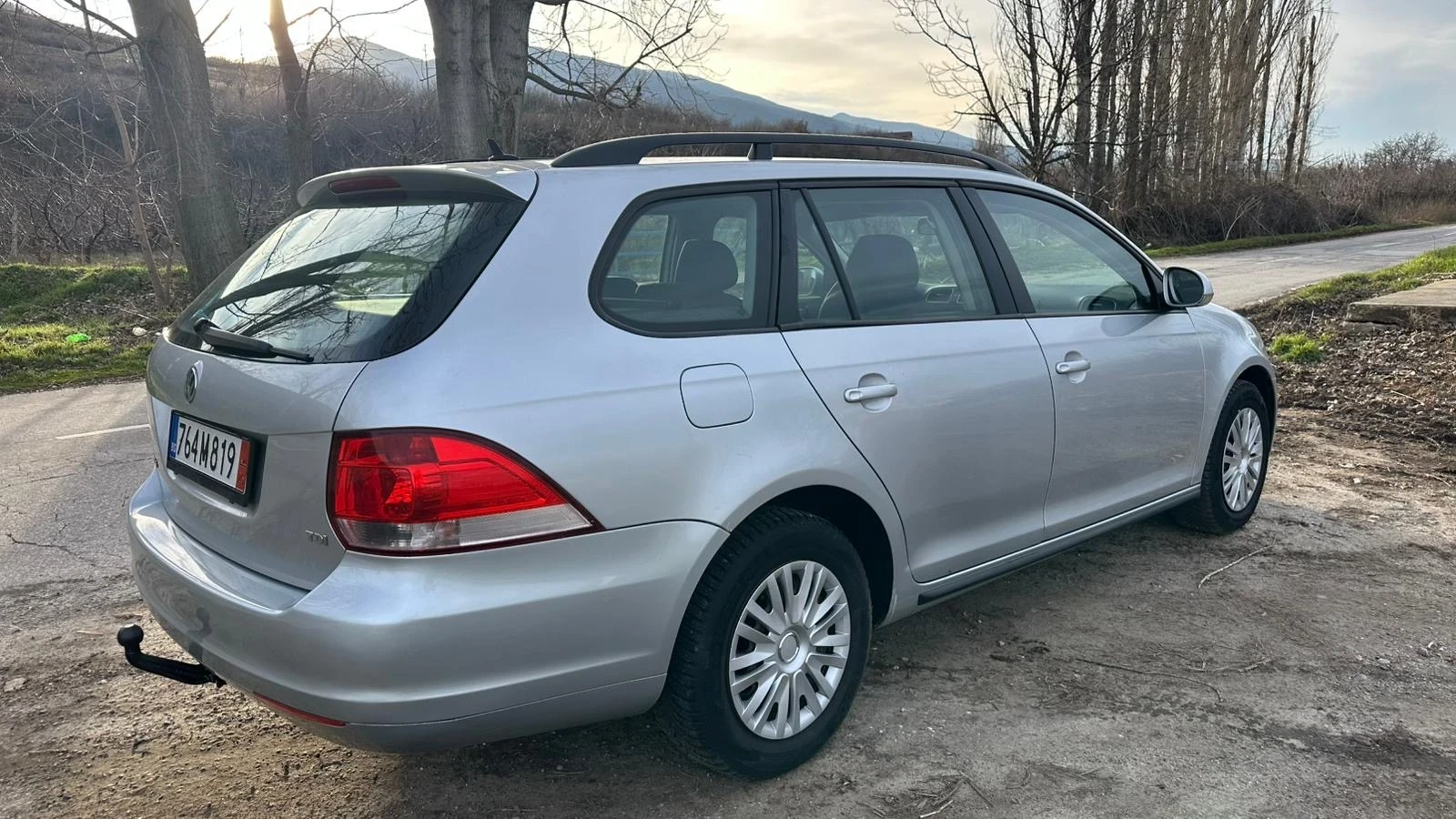 VW Golf Variant 1.6, снимка 2 - Автомобили и джипове - 54237568