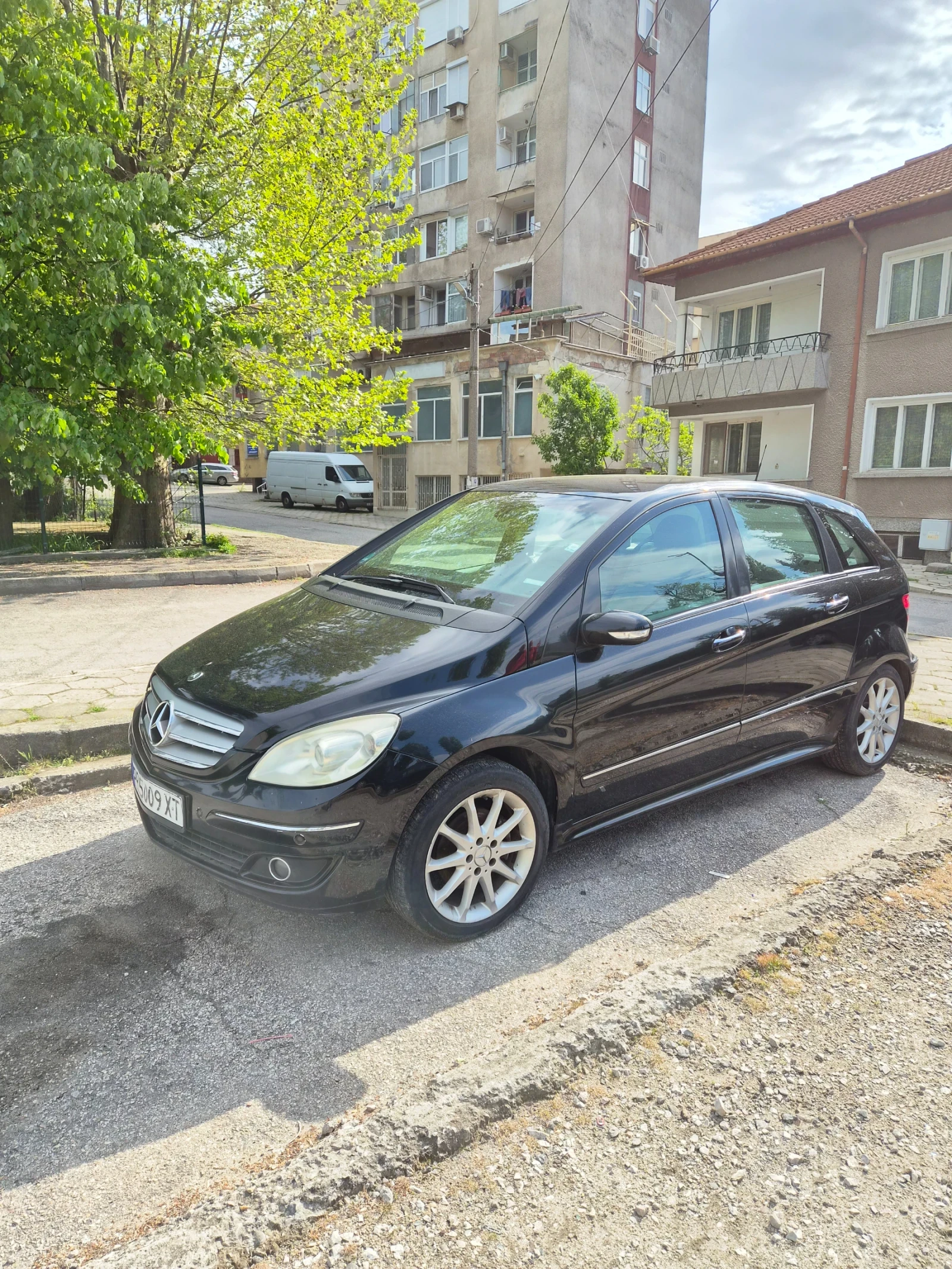Mercedes-Benz B 200, снимка 2 - Автомобили и джипове - 54390787