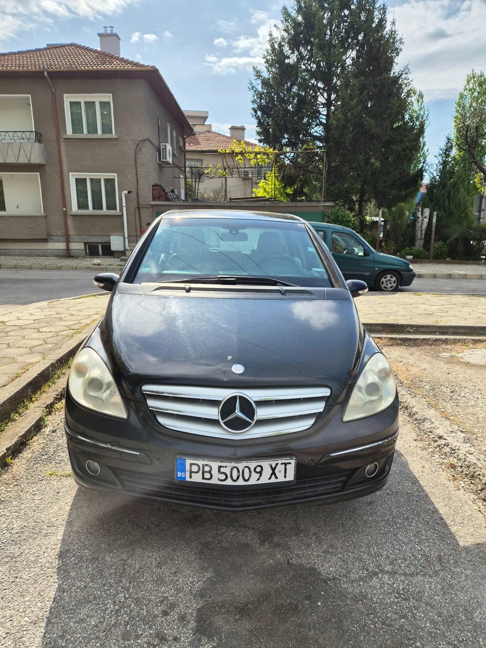 Mercedes-Benz B 200