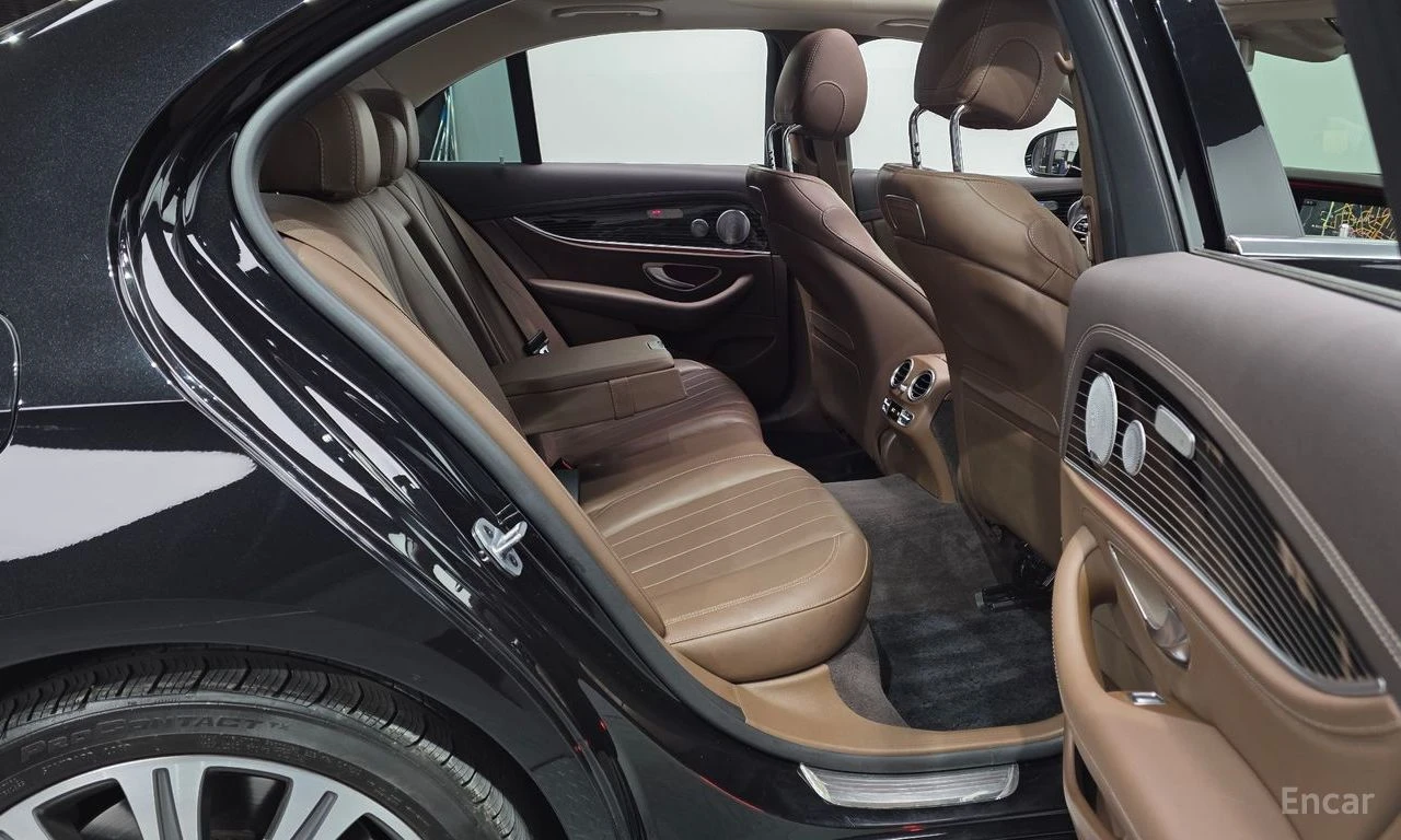 Mercedes-Benz E 450 4MATIC* BURMESTER* ПОДГРЕВ* КАМЕРА* КЕЙЛЕС* LANE* , снимка 15 - Автомобили и джипове - 54508733