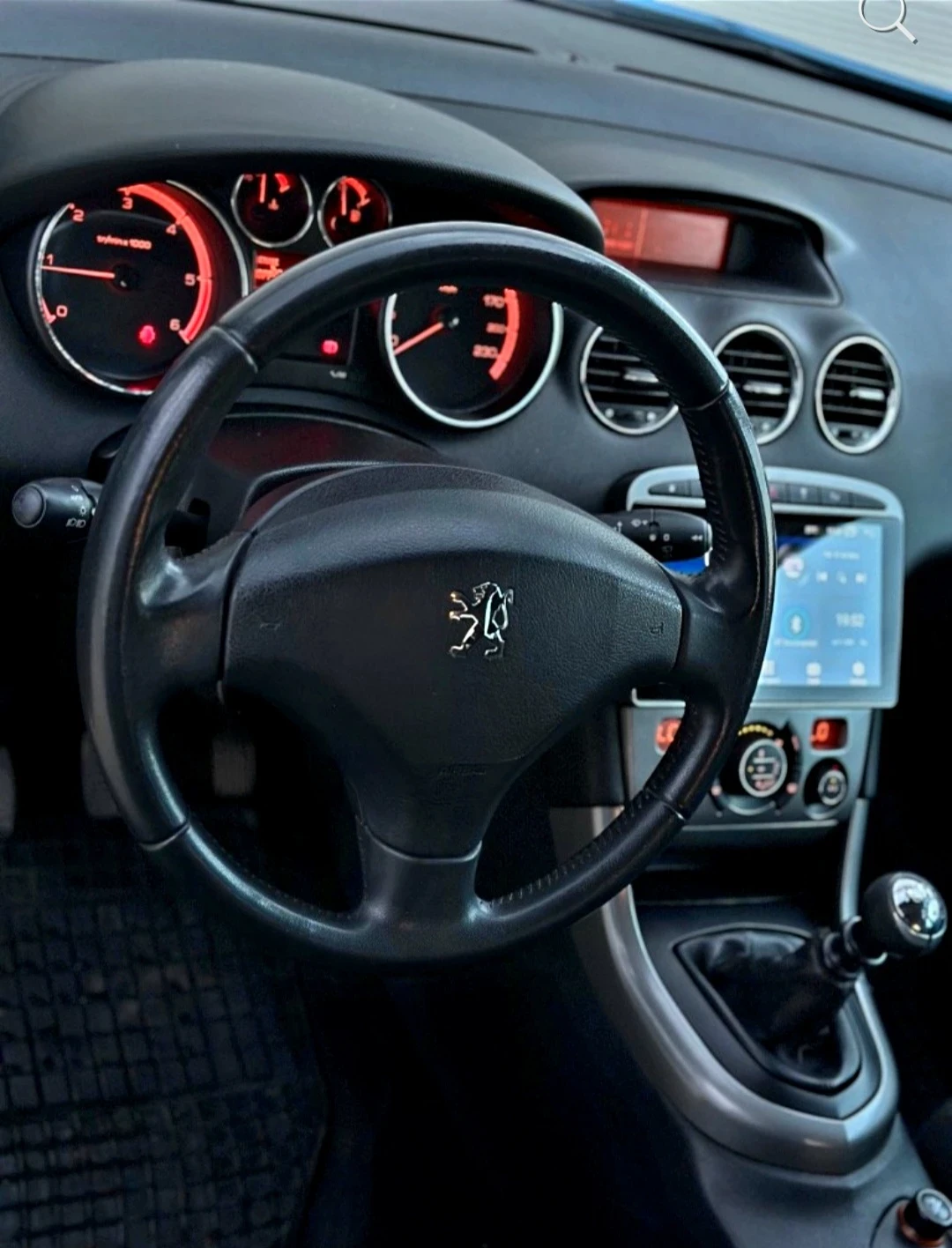 Peugeot 308 2.0 HDI, 6скорости, хечбек, снимка 10 - Автомобили и джипове - 54528391