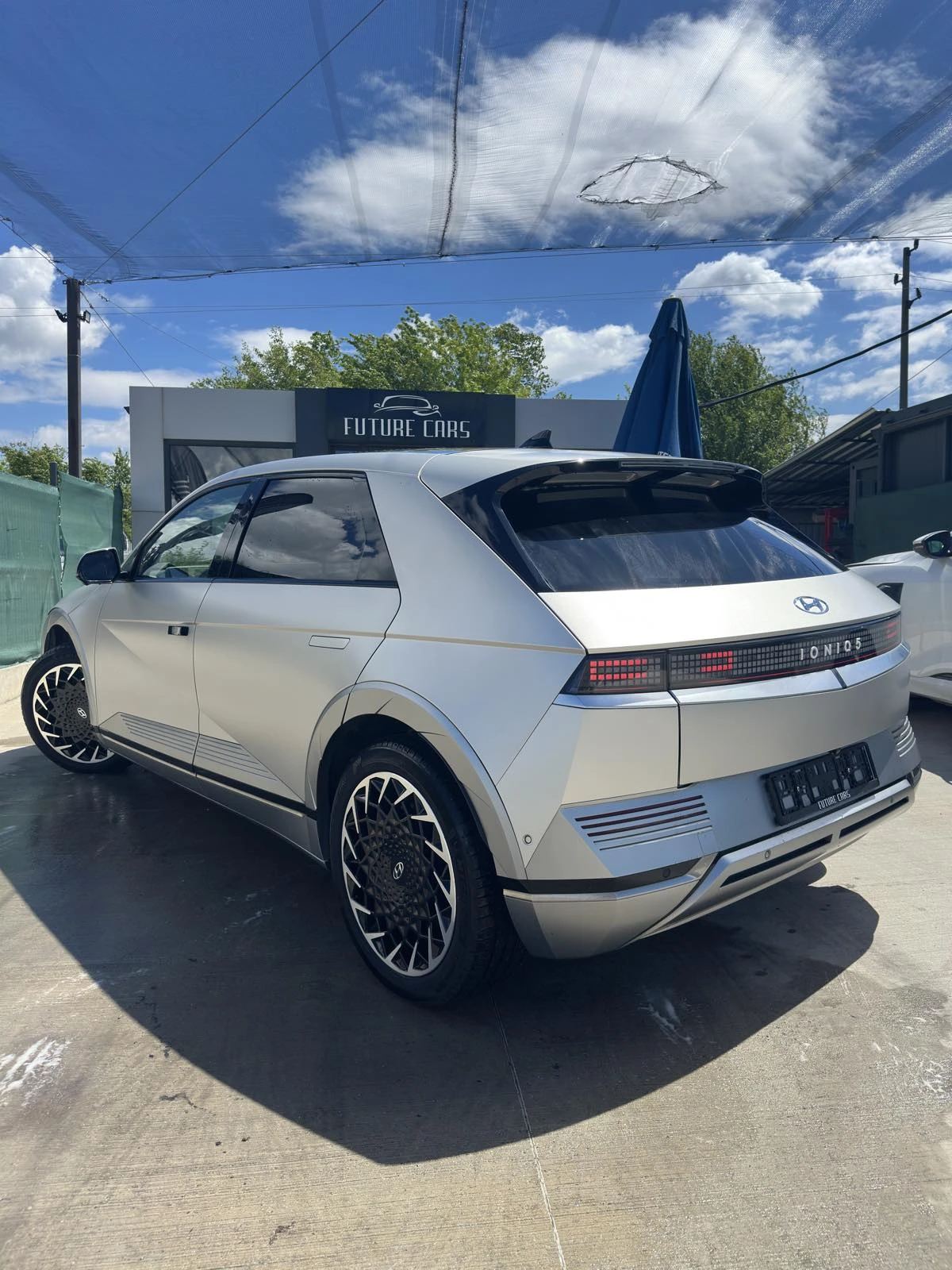 Hyundai Ioniq 5 72.6KWh/UNIQ/ГАРАНЦИЯ/SOH100%/360/HEADUP, снимка 5 - Автомобили и джипове - 54562541