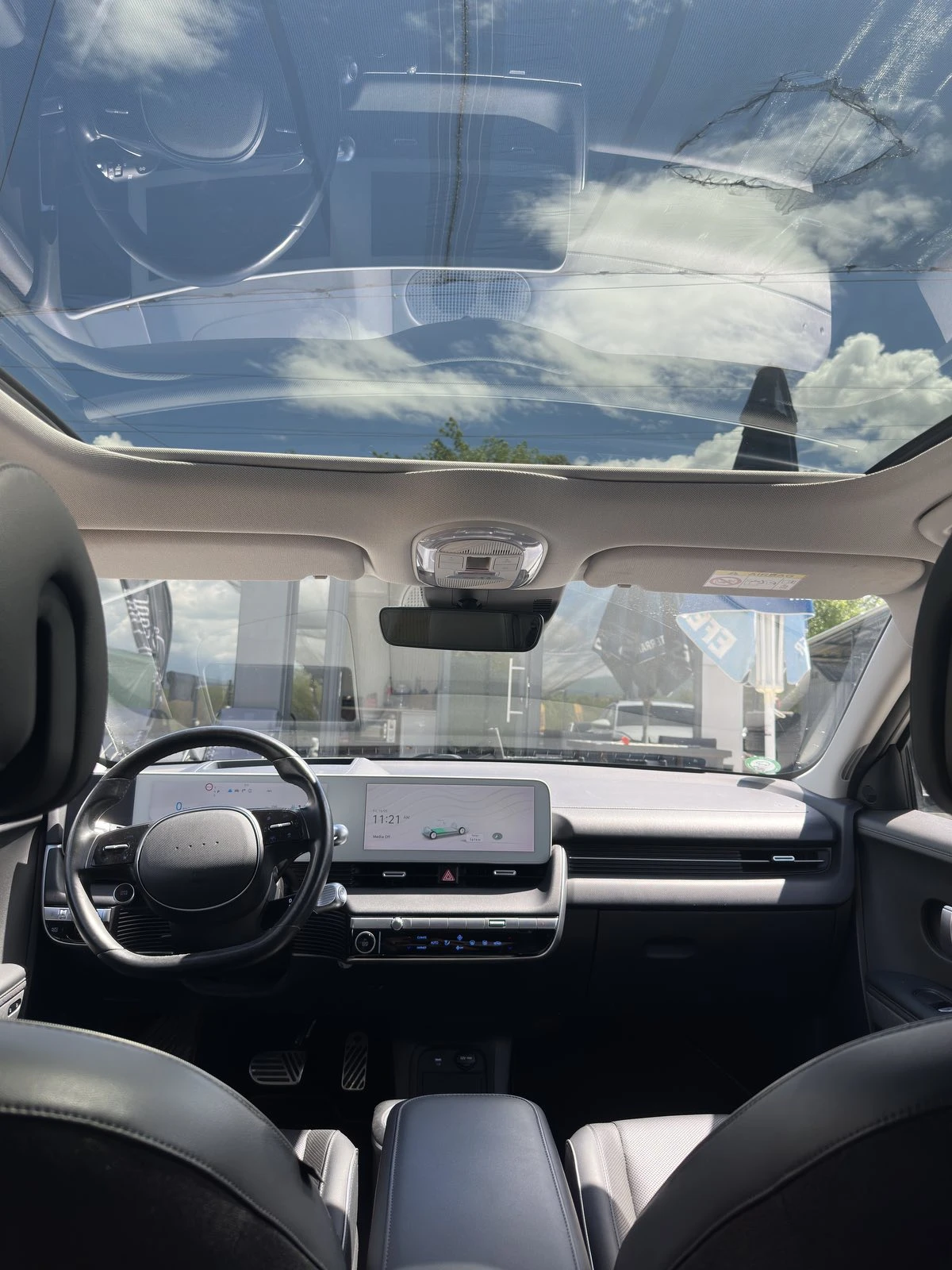 Hyundai Ioniq 5 72.6KWh/UNIQ/ГАРАНЦИЯ/SOH100%/360/HEADUP, снимка 11 - Автомобили и джипове - 54562541
