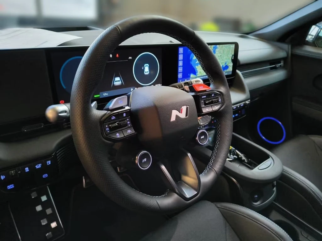 Hyundai Ioniq 5 4X4/609HP/84kWh/N-PERFORMANCE/HUD/360/KLESS/477z, снимка 9 - Автомобили и джипове - 54865005