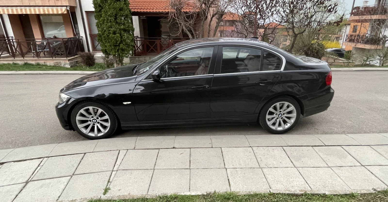 BMW 325 325D Facelift, снимка 3 - Автомобили и джипове - 54946785