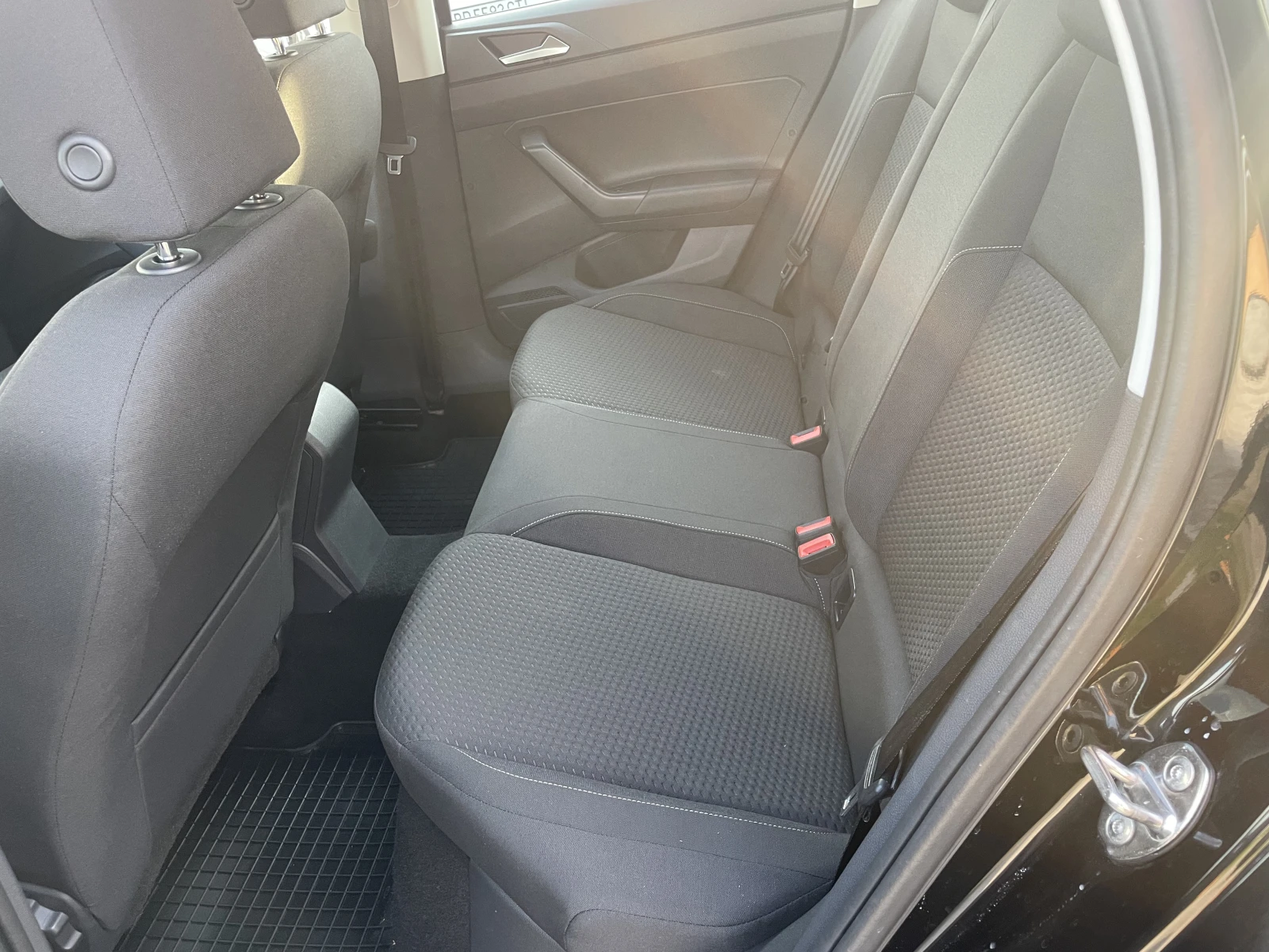 VW Polo BLACK , снимка 10 - Автомобили и джипове - 55322424