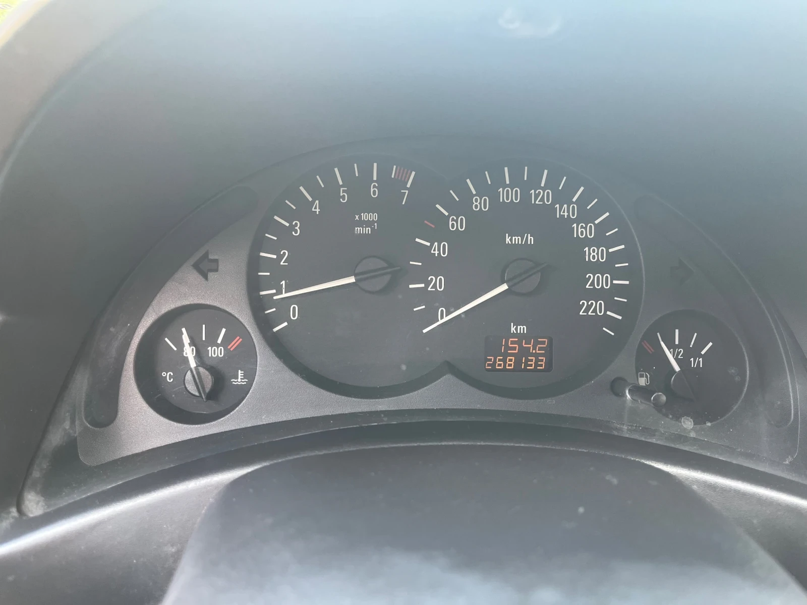 Opel Corsa, снимка 9 - Автомобили и джипове - 55406984