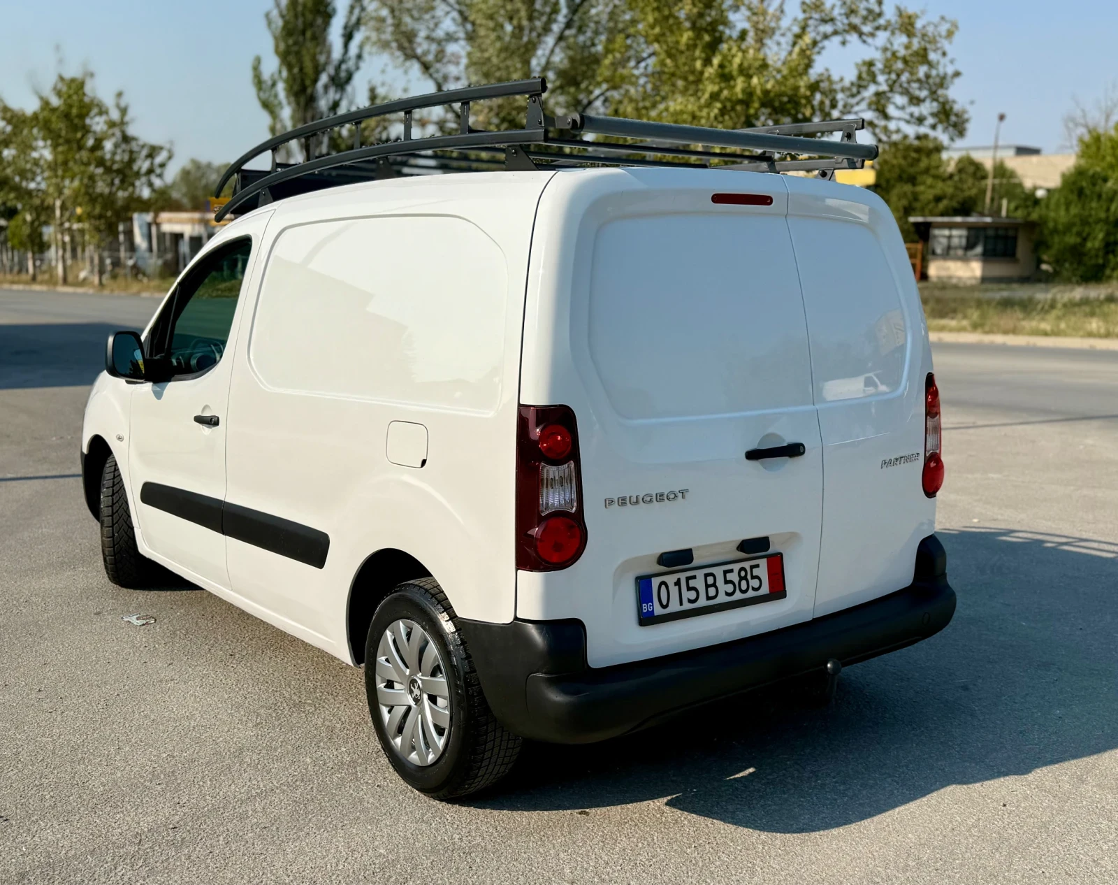 Peugeot Partner 1.6HDI* 3 МЕСТЕН* КЛИМАТИК* БАГАЖНИК* ЕВРО 5, снимка 6 - Автомобили и джипове - 55709894