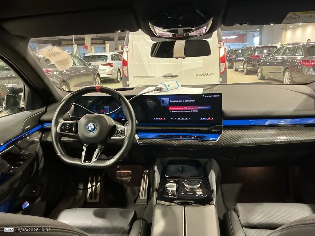 BMW i5 M60 XDRIVE Full 97% SoH Европейска, снимка 7 - Автомобили и джипове - 55724926