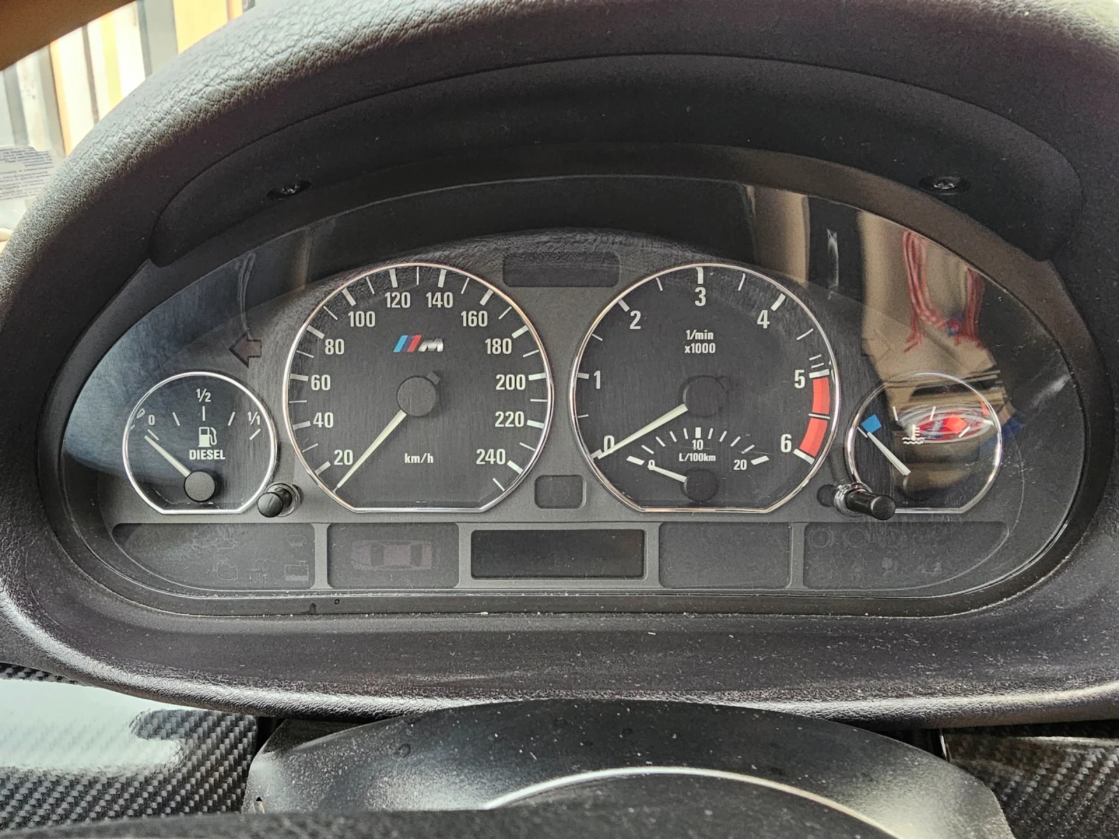 BMW 330, снимка 6 - Автомобили и джипове - 55739758