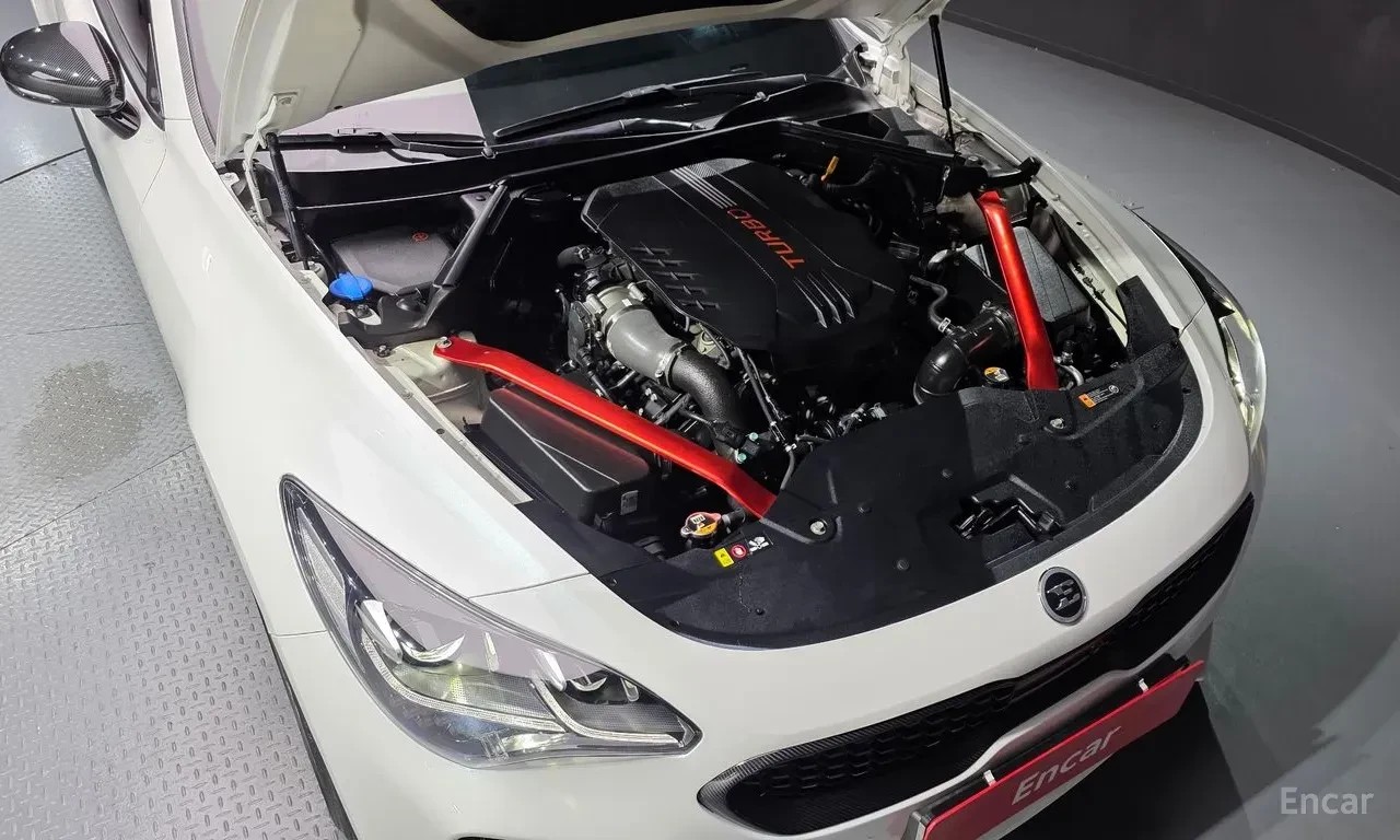 Kia Stinger 3.3* TURBO* GT* AWD* ОБДУХВАНЕ* ХЕДЪП* ДИСТРОНИК* , снимка 17 - Автомобили и джипове - 55819046