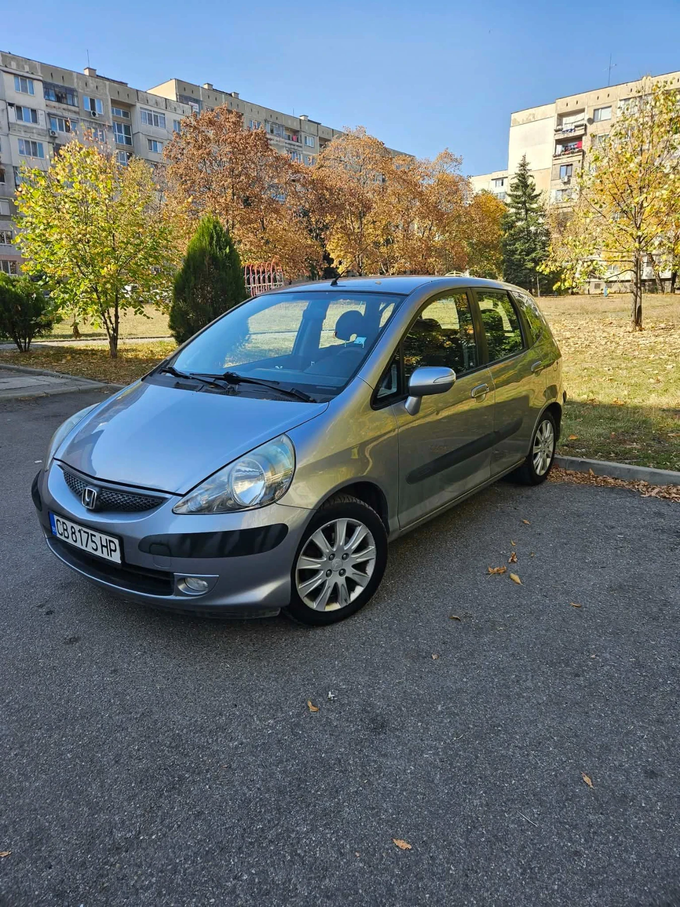 Honda Jazz, снимка 2 - Автомобили и джипове - 56606671
