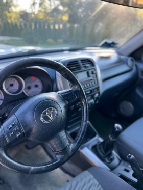 Toyota Rav4 Без ръжда , снимка 7