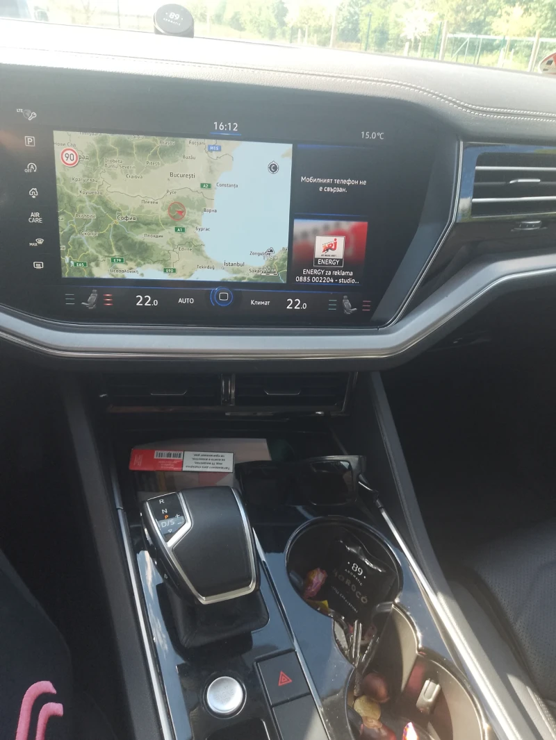 VW Touareg, снимка 5 - Автомобили и джипове - 52346815