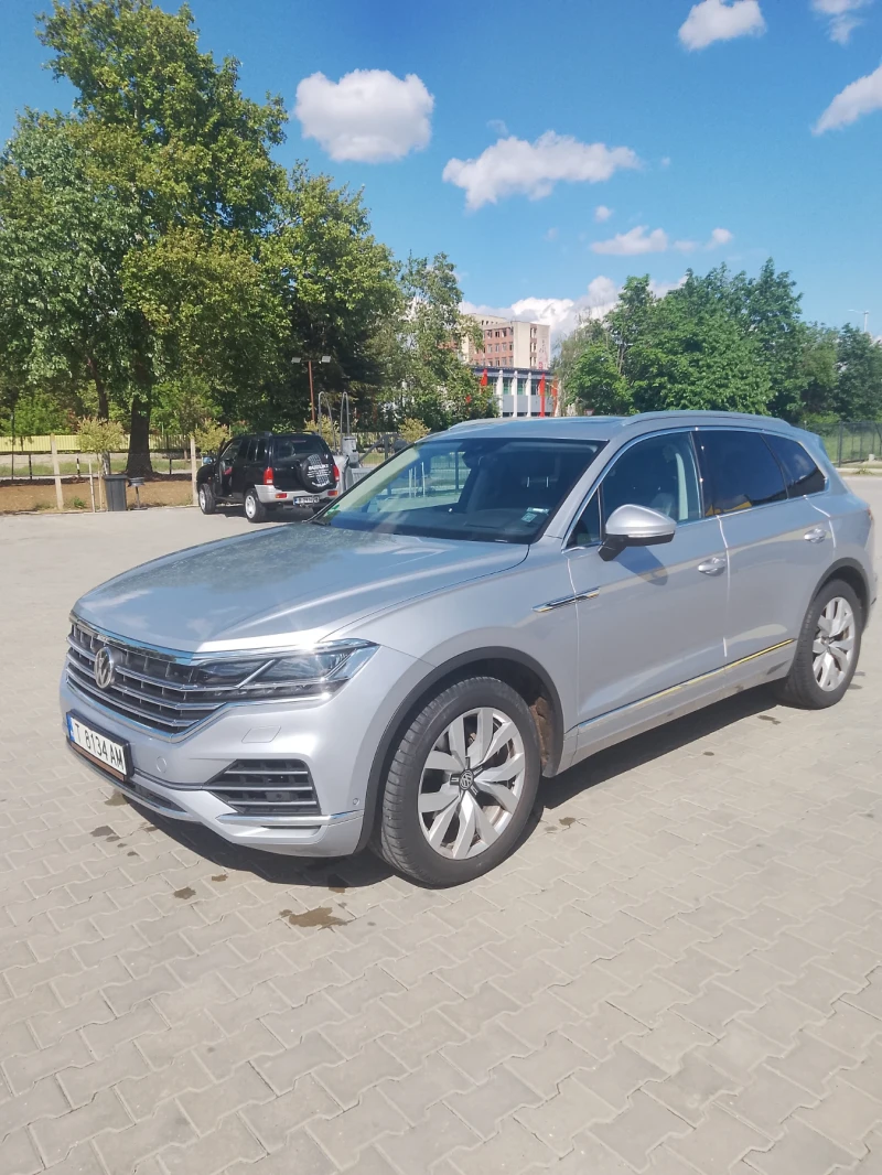 VW Touareg, снимка 9 - Автомобили и джипове - 52346815