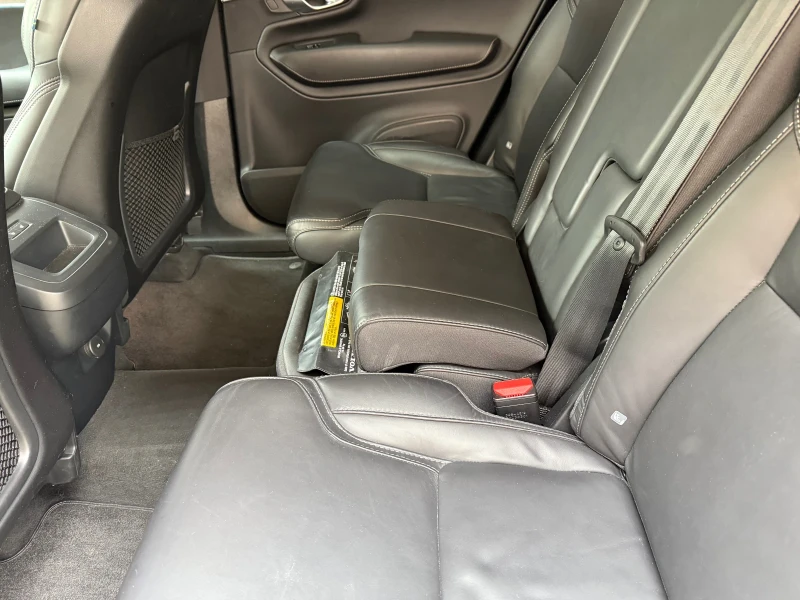 Volvo Xc90 B6 Mild Hybrid, снимка 14 - Автомобили и джипове - 52269269