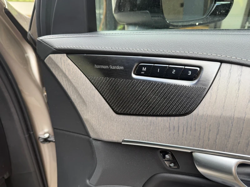 Volvo Xc90 B6 Mild Hybrid, снимка 9 - Автомобили и джипове - 52269269